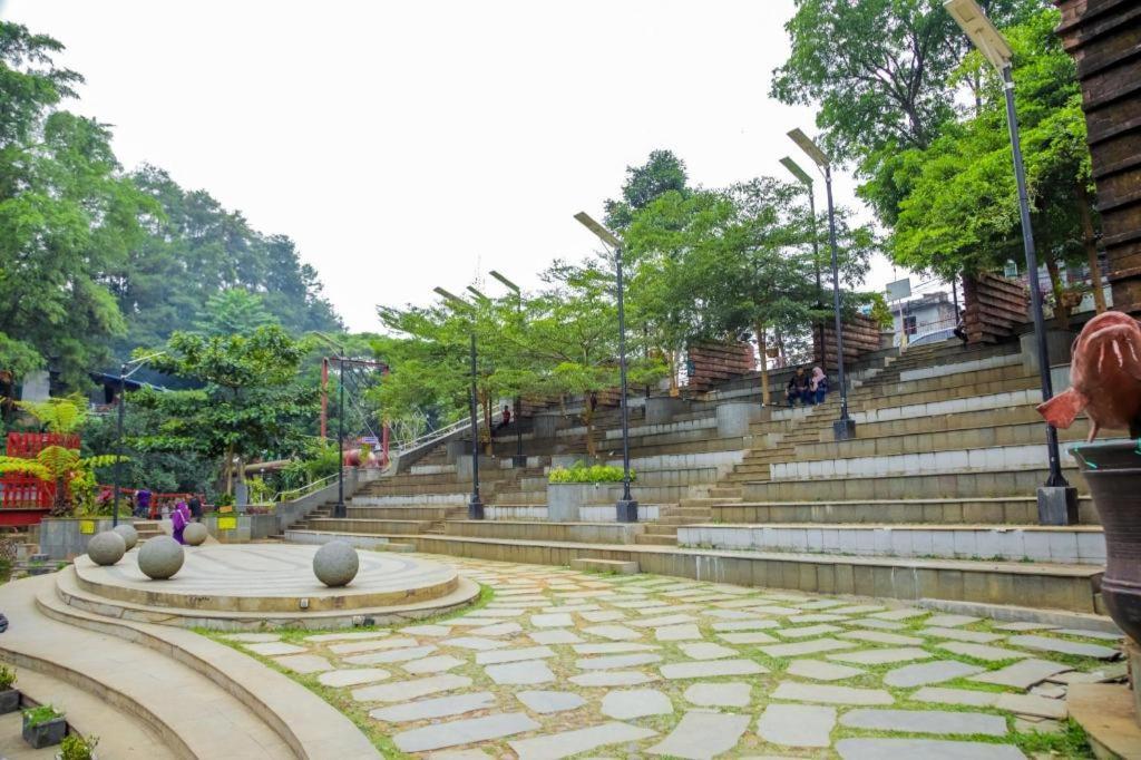 Nalendra Hotel Bandung Exterior foto