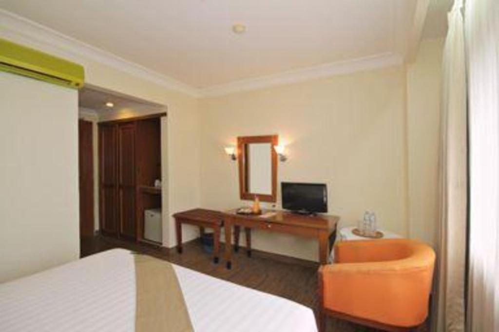 Nalendra Hotel Bandung Exterior foto