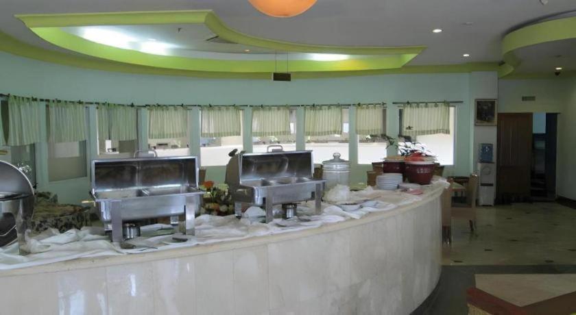 Nalendra Hotel Bandung Exterior foto